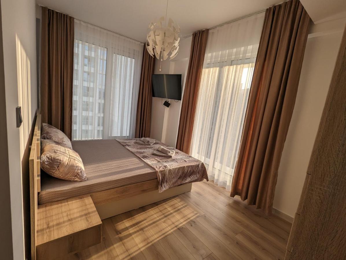 16Th Floor Sky View Condo With Pool And Fitness Skopje Exterior photo