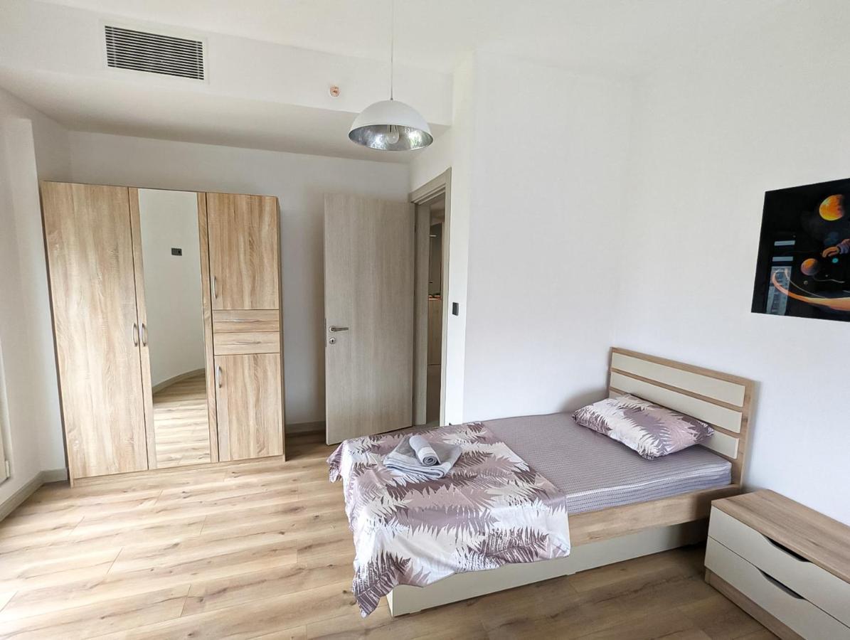 16Th Floor Sky View Condo With Pool And Fitness Skopje Exterior photo
